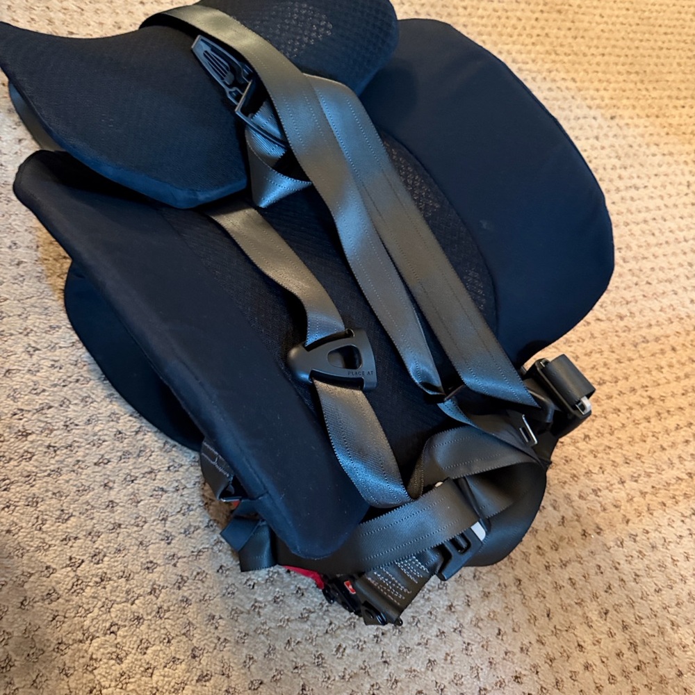 Wayb pico travel car seat - Picture 8 of 13